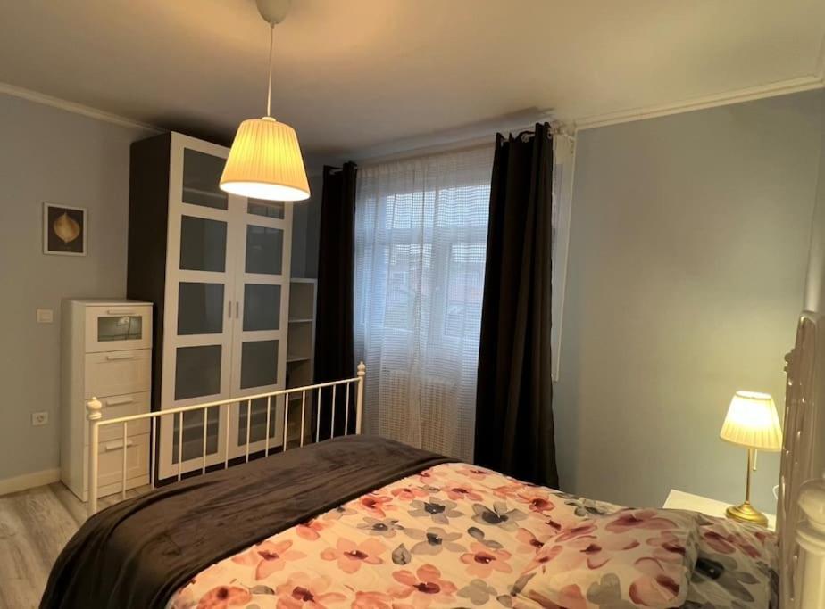 Apartamento Turistico Plaza III Monforte De Lemos Esterno foto